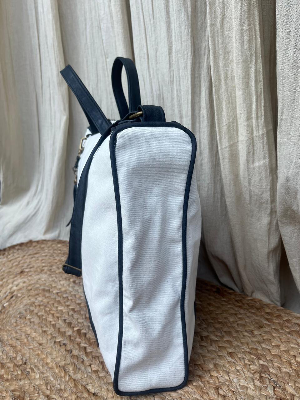 ADOLFINA NEGRA FUELLE 1