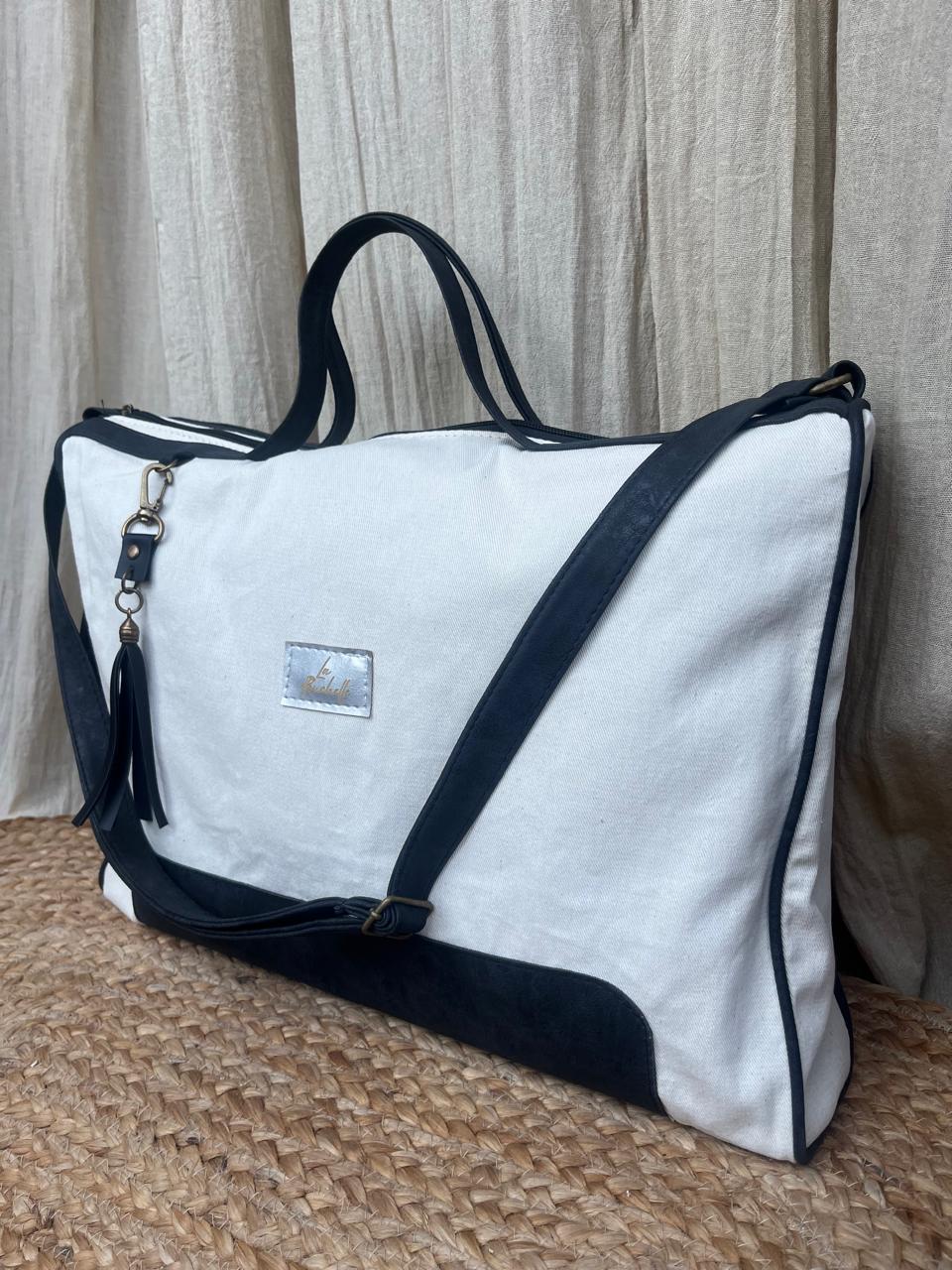 Adolfina Art.8284 Bolso/Morral. - Imagen 3