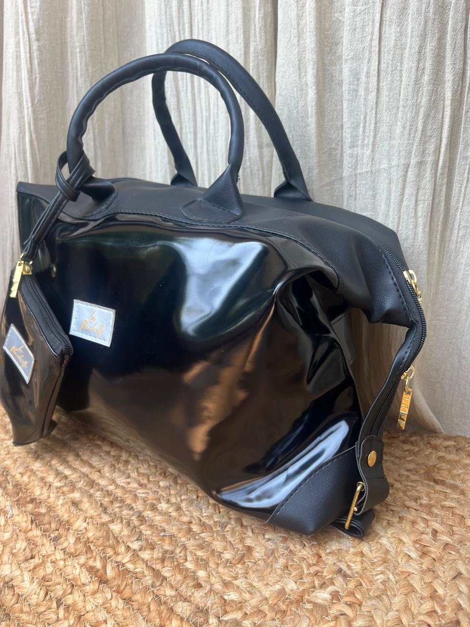 Greta Art. 8275 Bolso/Morral + Tiny Bags. Tamaño xxl. Con agarre para valija. - Imagen 2