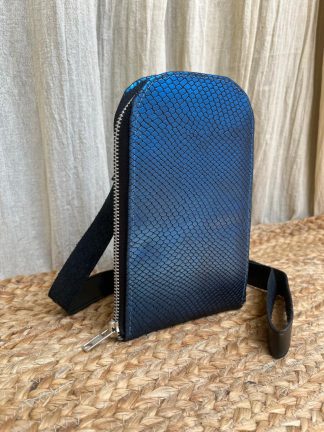 Agatha Art. 8208 Morral rigido porta celu/tarjetas.